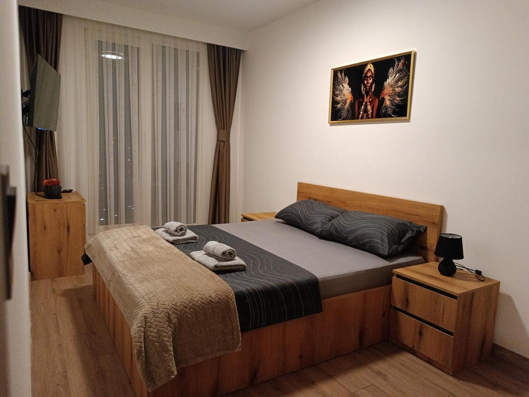 18Th & 16H Floor Secure Luxury Condos With Pool & Fitness Included In Price Skopje Luaran gambar